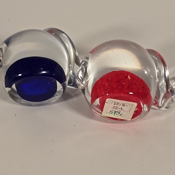 Set Of 2 Czech Republic Art Glass Elephants Paper Weights - Picture 7 of 7